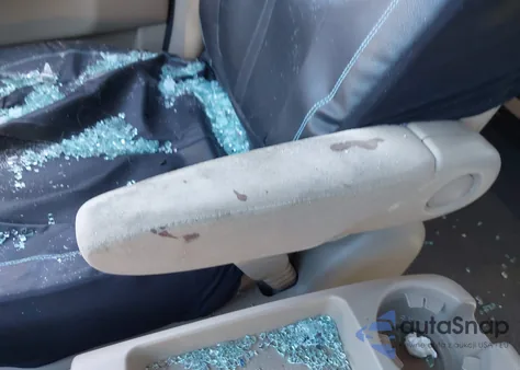 2010 Kia Sedona Lx из США, поврежденный, VIN KNDMG4C34A6351230